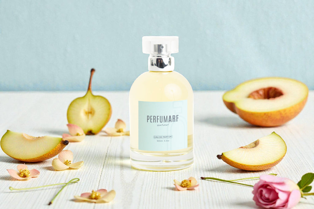 BORN GOLD (Inspirado en: Born In Roma The Gold Donna de Valentino)