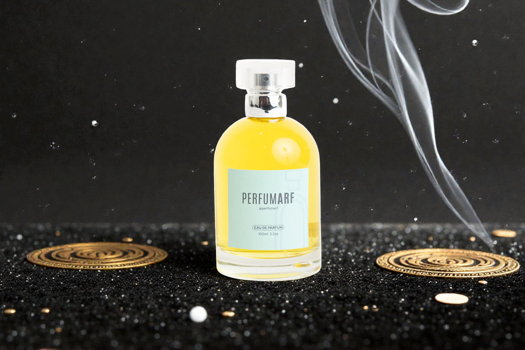 LITTLE MELANIE F. (Inspirado en: Cry Baby Perfume Milk de Melanie Martinez)